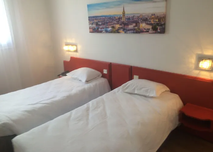 ホテル Occitania Centre Matabiau 2*