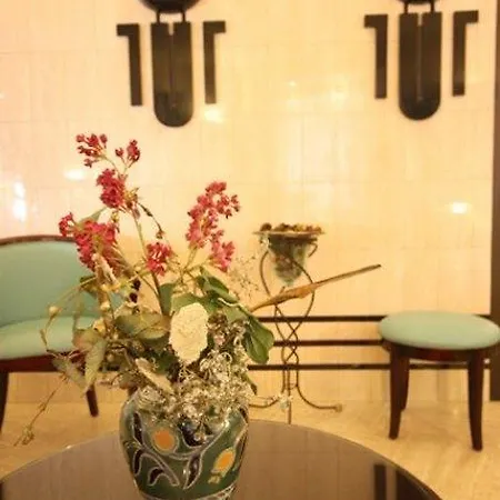 Hotel Occitania Centre Matabiau 2*