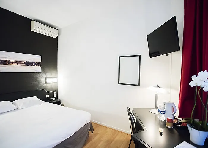 Hotel Occitania Centre Matabiau 2*